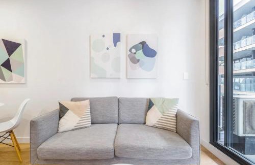 Bundoora Apartment | Executive Comfort Living Near La Trobe & RMIT Uni