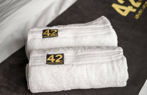 Scunthorpe Hotel | executive double/twin bedroom with en suite