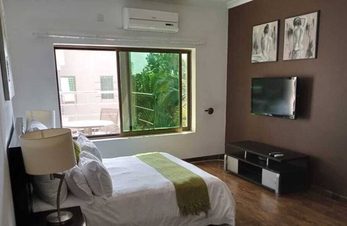 Lusaka Apartment | Executive fully furnished apartment close to amenities In Massmedia no001