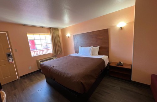 West San Antonio Hotel | Executive Inn & Suites Near Lackland AFB