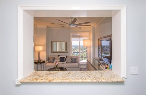 Key Biscayne House | EXECUTIVE RESIDENCE at The Ritz-Carlton Key Biscayne