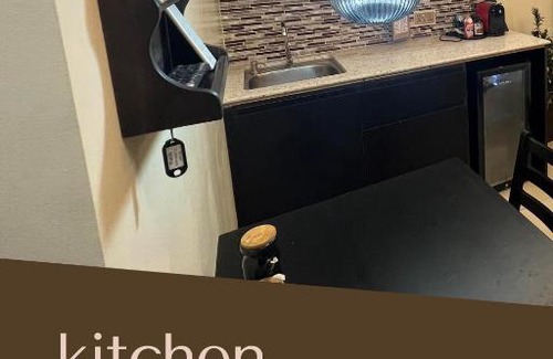 Silang Junction South Apartment | Executive Room at Serin Tagaytay
