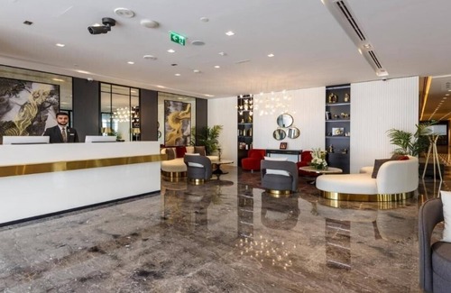 Al Satwa Apartment | Executive Room Near Dwtc Downtown By E R