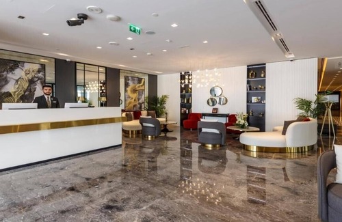 Al Satwa Apartment | Executive Room Near Dwtc Downtown By E R