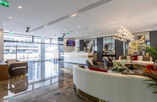 Al Satwa Apartment | Executive Room Near Dwtc Downtown By E R
