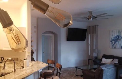 Tuscan Hills Villa | Executive Updated Tuscan Villa 2 Master King Suites- 5 bd 3.5 bath near Disney
