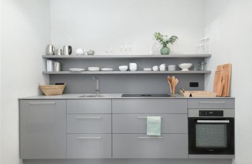 Neuschwabing Apartment | Exklusiv: Historisches Apartment mit Deckengewölbe