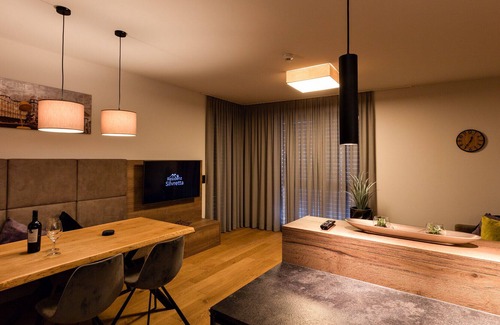 See House | Exklusiv und Elegantes Apartment in der Residenz - RS W Top 1.1