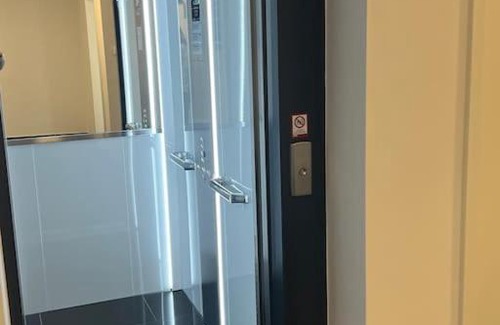 Bergisch Gladbach Apartment | Exklusive 2 Zimmer Wohnung mit hochwertigen Möbeln