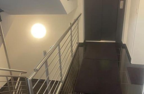 Bergisch Gladbach Apartment | Exklusive 2 Zimmer Wohnung mit hochwertigen Möbeln