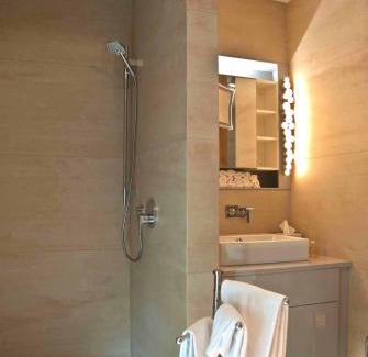 Bensberg Apartment | Exklusive 2-Zimmer-Wohnung am Schloss Bensberg