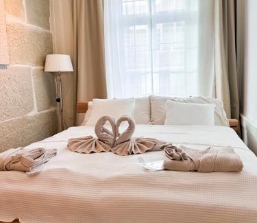 Old City of Bern Apartment | Exklusive Stadtwohnung mit Innenhofterrasse, Pool und Sauna