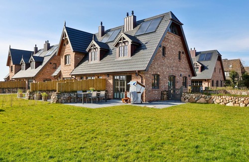 Tinnum House | Exklusives Neubau-hausteil in Beliebter Salzwiesenlage in Tinnum