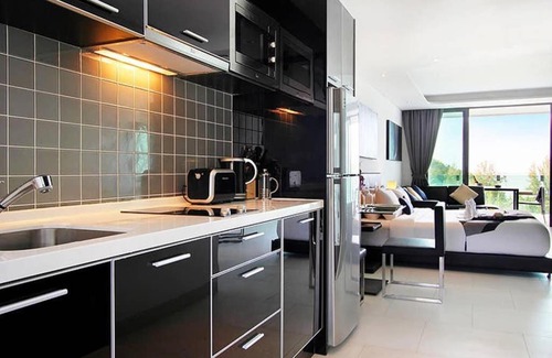 Patong Apartment | Exotic 4*Twin Sands Studio Apartment