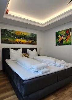 Stuttgart Apartment | Exotic Tropical Palace - ComfyHome Apartments Stuttgart
