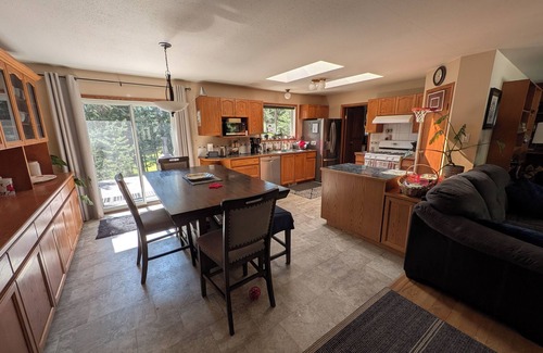Thompson-Nicola Regional District Other | Experience Zen in a charming 3-bedroom farmhouse in Beautiful Thompson-Nicola.