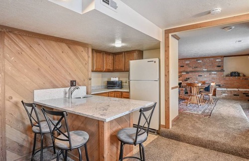 Cottonwood Heights Ski Chalet | Expansive home, beautiful views, and a hot tub - Minutes from world-class skiing