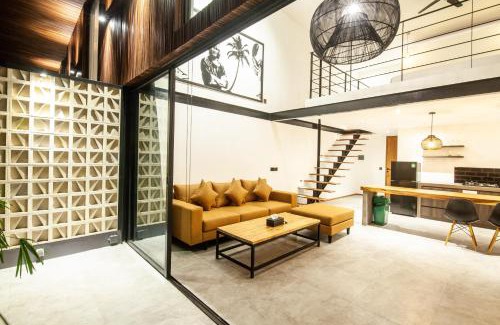 Munggu Hotel | Expansive Loft 200m From Canggu Beach Haven