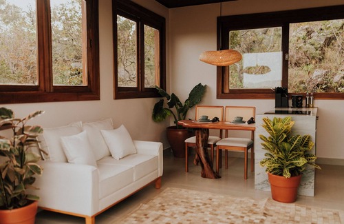 Alto Paraiso de Goias Ski Chalet | Experience the charm of Chapada: glass ceilings, stars and mountains