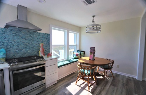 Grand Isle House | Experience beachfront bliss at Beach Life-Ruff E Nuff in Grand Isle, LA, perfect for families.