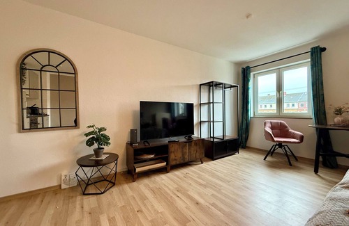 Leipziger Vorstadt Apartment | "Experience Comfort and Convenience at Wohnperle Neustadt in Dresden!"