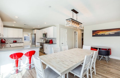 South Scottsdale House | Experience everything Scottsdale has to offer! Private & Heated Pool!