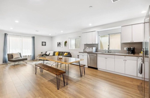 Hollywood House | *Experience LA: Newly Built Hollywood Haven*