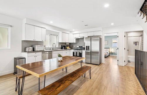 Hollywood House | *Experience LA: Newly Built Hollywood Haven*