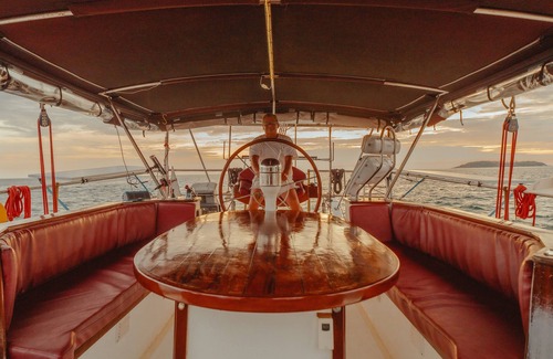 Mai Khao Boat Rental | "Experience Life on Water-Spacious 4-Bedroom Yacht in Beautiful Phuket"nLETS GO