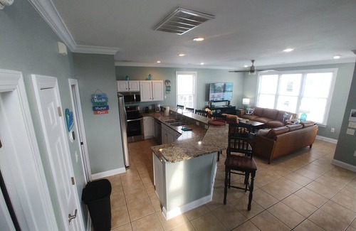 Myrtle Beach House | Experience Seaside Living Near the Myrtle Beach Boardwalk