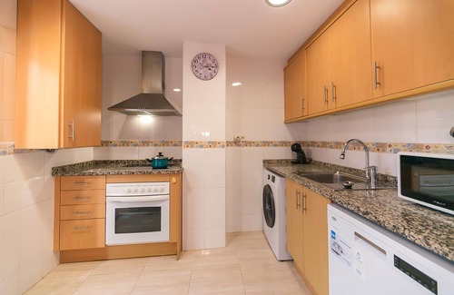 Palamos Apartment | Experience the charm in this apartment with all the comforts, spacious, with a pool and sunny terrace ☀️🌿
