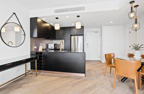 Southport Apartment | Experience the epitome of luxury at this stunning one-bedroom apartment!