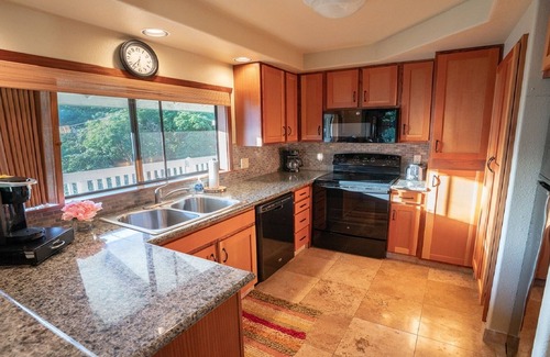 Princeville Apartment | Experience the Island Paradise of Kauai's North Shore from above the Treetops.