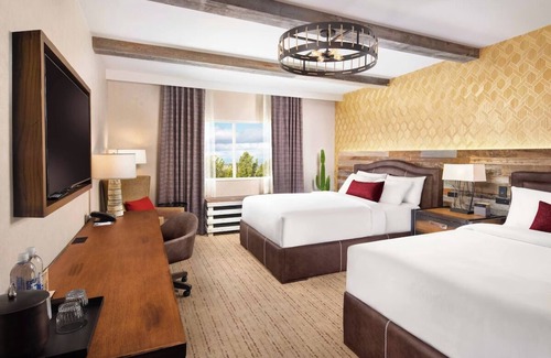 Enterprise Hotel | Experience Vegas: Elegant Suites with Rugged Mountain Charm | 2 Units