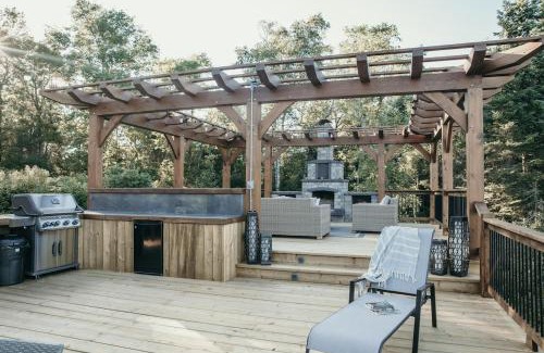 Northern Ontario House | Explore Adventure Island