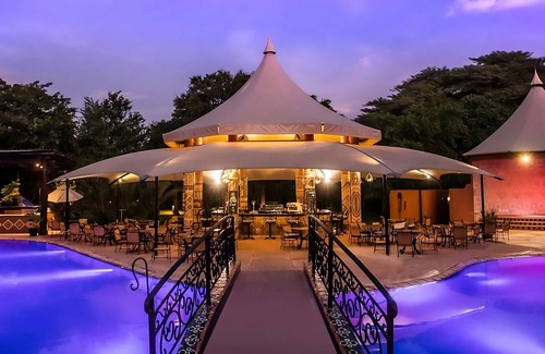 Livingstone Apartment | Explore More of Zambia's Charm! Two Relaxing Units Close to Victoria Falls