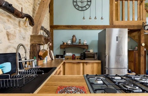 Tremolat Cottage | Explore the magic of the Dordogne! Les Chouettes sleeps 14 -7 bedrooms 4 1/2BR