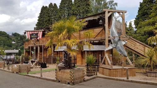 Matlock Bath Cabin | Explorers Retreat Matlock Bath