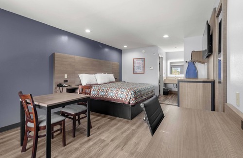 Bridge City Hotel | Express Inn and Suites
