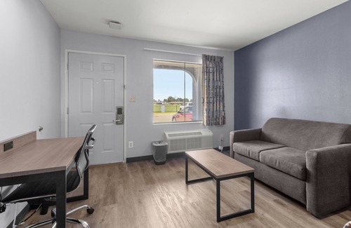 Bridge City Hotel | Express Inn and Suites