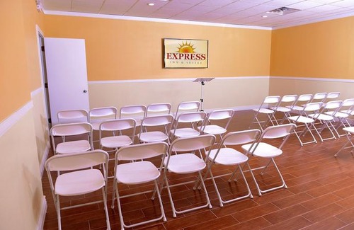 Palestine Hotel | Express Inn & Suites