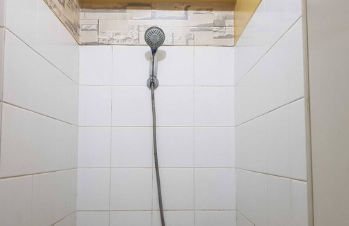 East Jakarta Hotel | EXPRESS O 91656 Oyo Sentra Group