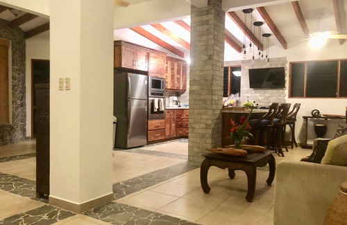 Jaco Condo | Exquisite Beachfront Penthouse in Jaco Beach.2150 Sq ft with private rooftop.