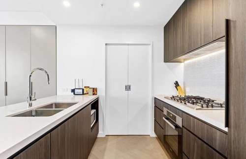 Macquarie Park Apartment | Exquisite High-End Retreat in Macquarie Park