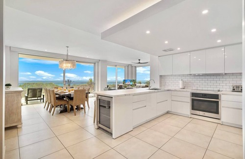 Oranjestad-West Condo | Exquisite Oceanfront Corner Condo. Unmatched Views & Luxurious Amenities