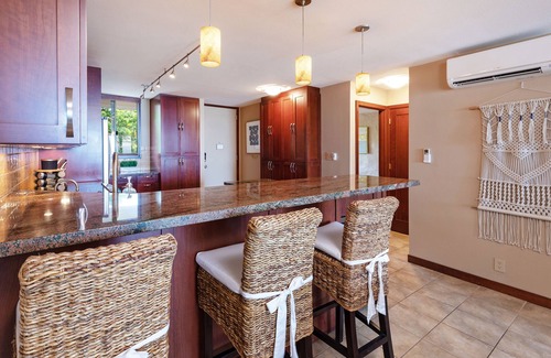 Maalaea Condo | Exquisite Oceanfront Remodel ★ Top Floor, Corner Unit ★ Amazing Views!