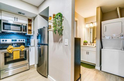 Allandale Apartment | Exquisite Studio Pet-Friendly 10mins from Downtown