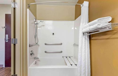 Covington Hotel | Extended Stay America Suites - Cincinnati - Covington
