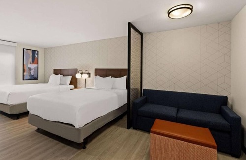 Waco Hotel | Extended Stay Suites | 4 Units | Near Baylor University