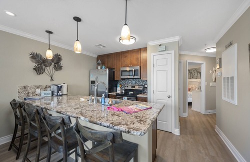 Galveston Condo | Extraordinary! Amazing view! Laundry in condo